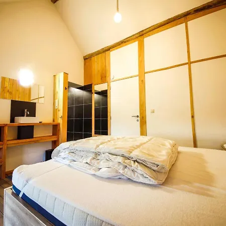Spacious In With Garden * Gesves